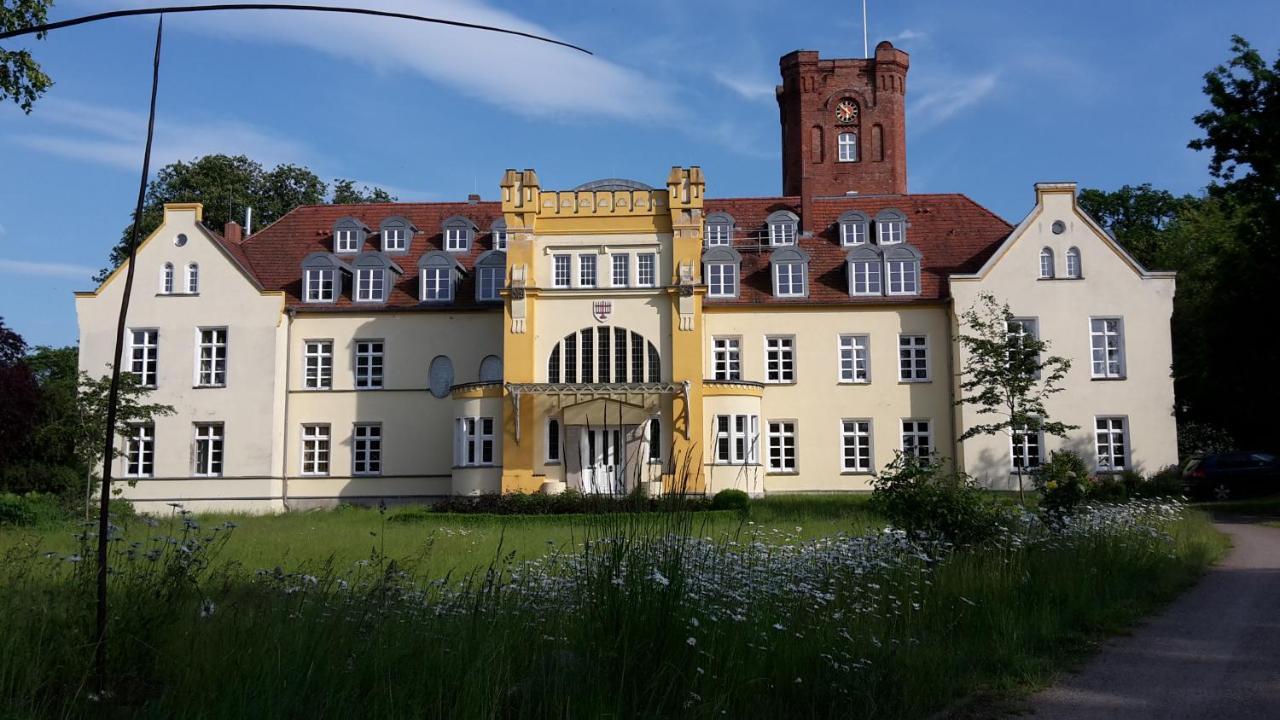 Schloss Lelkendorf, Fewo Gross Gievitz 外观 照片